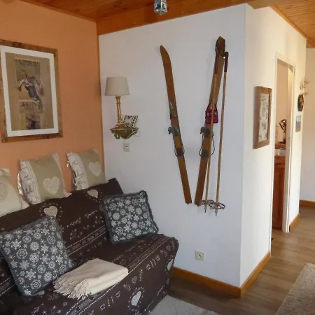 Village A 28 * Jausiers